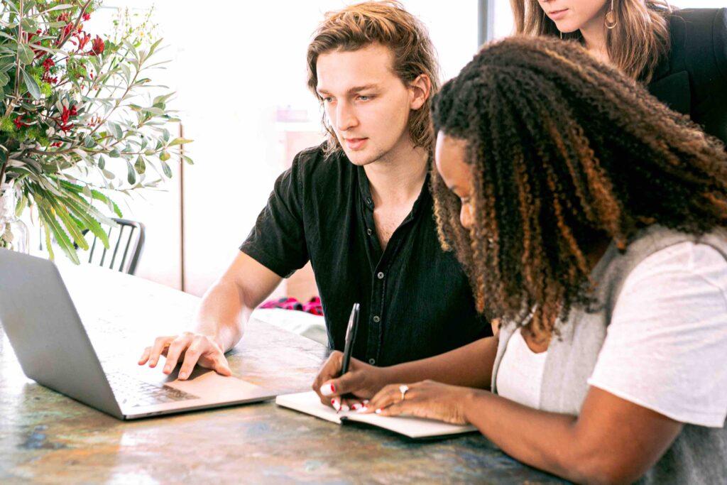 digital marketing apprenticeship vs degree