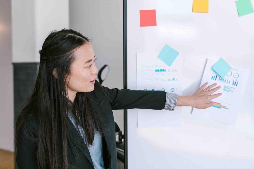 digital marketing apprenticeship vs degree